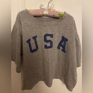 gray usa crop top